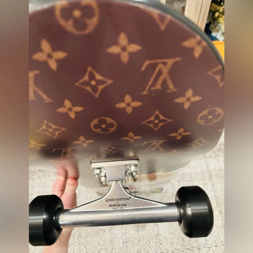 ***SOLD*** Louis Vuitton X Murakami 2025 SuperFlat Skateboard- NIB - Picture 8 of 8